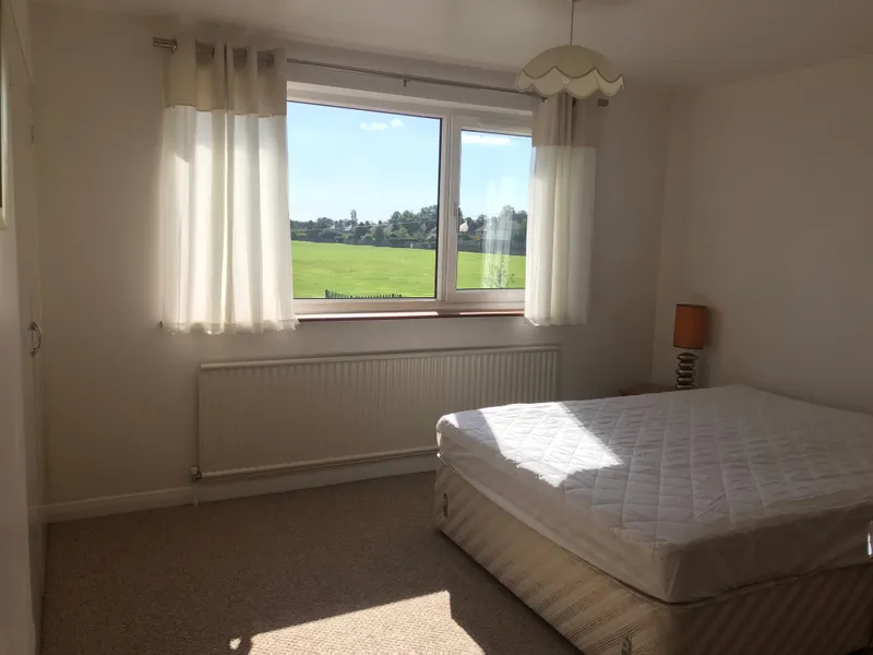 Lincoln Bishop // 4 Bed House // Sep 2026 - Image 5